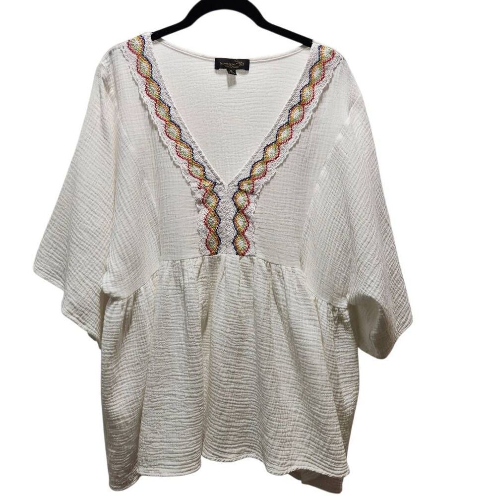 Suzanne Betro‎ boho white v neck top XL colorful trim